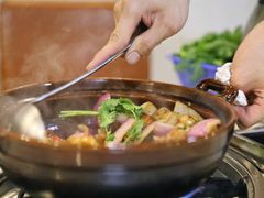 -胡须佬鸡煲四季火锅(龙珠大道店)