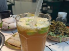 -扎起市井老火锅(乐山总店)