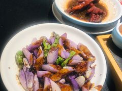 酱爆茄子-老头儿油爆虾·知味杭州(爱琴海购物中心)