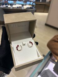 -周生生Chow Sang Sang(先天下店)