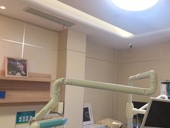 -上海仁爱医院口腔科 · 种植