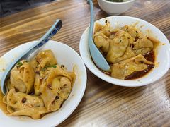 蛋黄鲜肉大馄饨-饨顿香馄饨