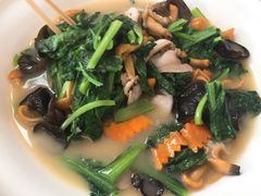 -鸿运美食府