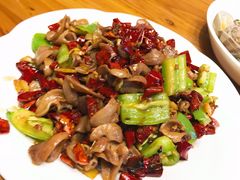 麻辣爆鱼肚-范家大院(华为店)