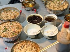 -正宗杨记普洱酸醋米线(总店)