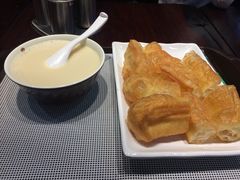 经典油条豆浆-布拉王港式美食(绿城店)