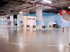 -虹桥天地-停车场