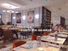 -港丽餐厅(高德置地店)