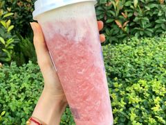 莓莓芝士茉香茶-瑞幸咖啡(经四路万达写字楼店)