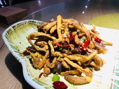 香酥茶树菇-老妈私房鱼头(欧洲城店)
