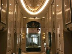 -上海红塔豪华精选酒店