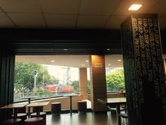 门面-麦当劳(乳山路店)