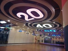 -奇迹健身金茂汇店