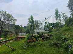 -叁山与肆客服号民宿(龙泉阳光城百工堰公园店)