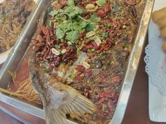 -老码头黑皮肘子锅包肉熏酱水饺(文政街店)
