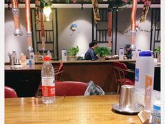 大堂-·缸桶屋·韩式牛肋条自助烤肉(西湖D11店)