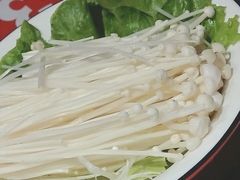 -虾弄弄海派小龙虾·牛羊蝎子火锅