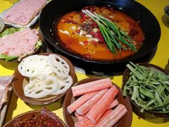 -周幺妹重庆老火锅(银泰城总店)