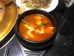 豆腐蛤蜊汤-猪啊牛呀羊啊铜盘烤肉(正大广场店)