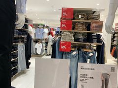 -优衣库(上海金桥国际商业广场店)