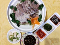 手把羊肉-德乐海蒙餐