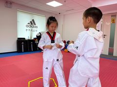 -adidas壹跆运动馆(世纪经贸大厦店)