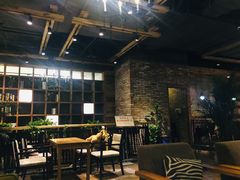 -雨舍咖啡(汉神购物广场咖啡街区店)