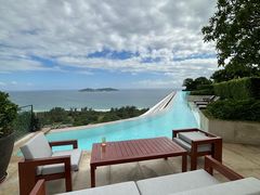 -瑰丽酒店·海吧·天际下午茶·现场DJ·天台酒吧