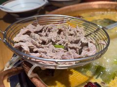 -洱火云南酸菜牛肉火锅(石景山当代商城店)