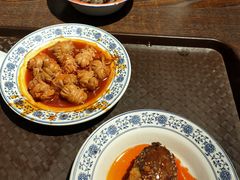 -爆炸头阿姨小四川正宗川味小吃(无任何分店)