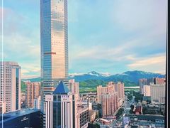 -华强广场酒店-椰香高空自助餐厅