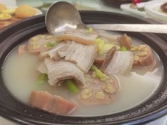 -泉龙渔村·粤式早茶·金牌烧鹅(中山三乡店)