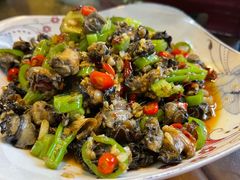 -临江餐馆二楼美食部落