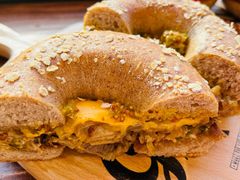 -Catch Bagel(芳草地店)