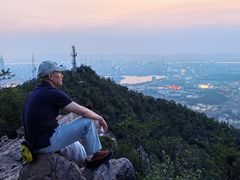 -紫金山山顶公园