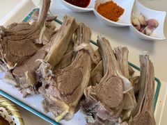 -三江源美食城