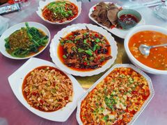-洪霞餐馆