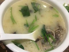 -清真·玛丽亚新疆菜主题餐厅(浙江中路店)