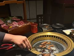 -山川小町·极番烧肉(新地假日广场店)
