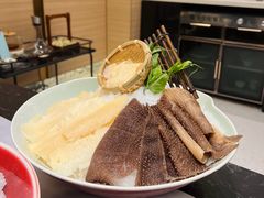 -红鼎豆捞·非遗鲍皇汤火锅(宝丰路店)