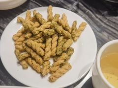 -老船舫·现做活鲜鱼馆(东郊记忆店)