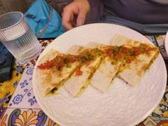 -LESCEDARS Brasserie Bistro香柏树