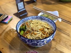 -朱洪元苏式面馆(绿宝广场店)