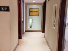 -常州现代口腔门诊部