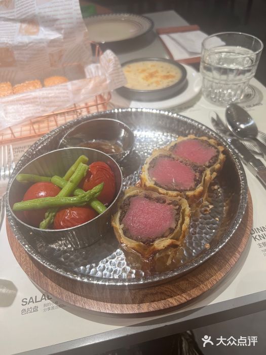 西堤厚牛排(国瑞店)惠灵顿牛排图片