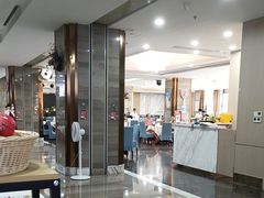 -方鼎食府