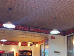大堂-岳记兴隆·青城腊排铜火锅(融创店)
