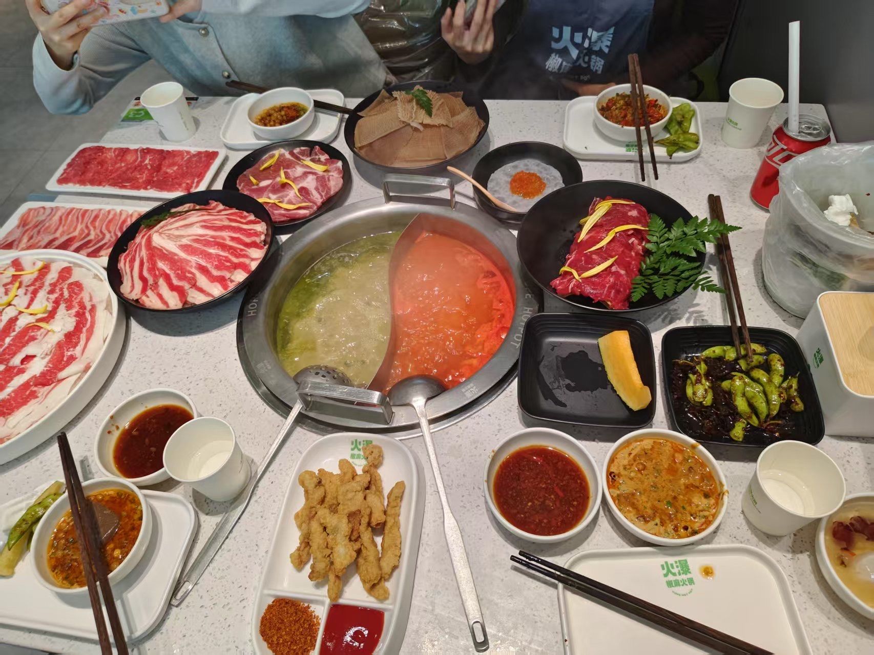 来武汉吃火锅首选火瀑椒麻火锅