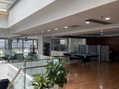 -上海星瀚奔驰4S店(红柳路店)