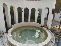 -芭东小镇温泉